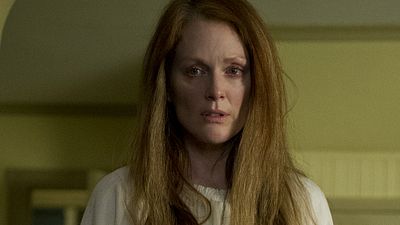 Imagem da notícia Julianne Moore castiga Chloë Moretz no primeiro clipe de Carrie - A Estranha 