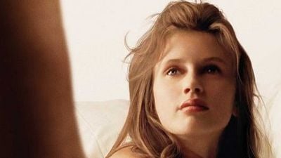 Imagem da notícia Exclusivo - Confira o cartaz brasileiro do drama francês Jovem e Bela