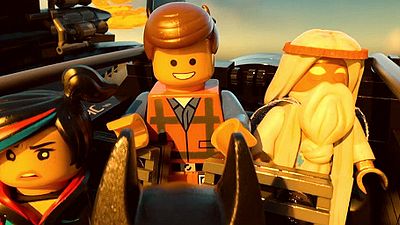 Imagem da notícia Uma Aventura Lego: Batman e outros heróis têm que salvar o mundo em novo trailer