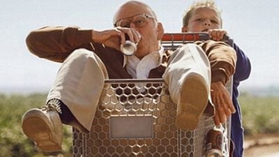 Imagem da notícia Exclusivo - Chegou o trailer para maiores de Vovô Sem Vergonha