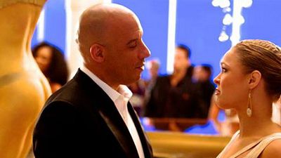 Imagem da notícia Velozes & Furiosos 7: Vin Diesel sedutor em nova foto das filmagens