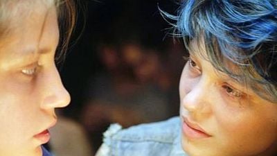 Imagem da notícia Concurso Cultural: Saiba quem levou ingressos para a pré-estreia de Azul é a Cor Mais Quente