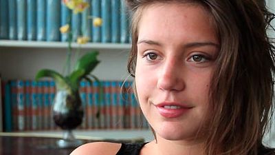 Imagem da notícia Exclusivo - Entrevista com a atriz Adèle Exarchopoulos, de Azul é a Cor Mais Quente