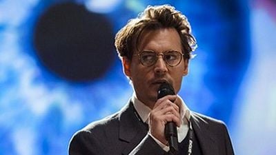 Imagem da notícia Divulgadas as primeiras imagens de Transcendence, com Johnny Depp