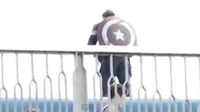 Imagem da notícia Confira o Capitão América em ação no vídeo dos bastidores de Os Vingadores 2