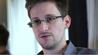 Imagem da notícia Oliver Stone vai dirigir filme sobre Edward Snowden