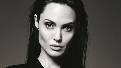 Imagem da notícia Angelina Jolie sugere que pode encerrar carreira de atriz após interpretar Cleópatra
