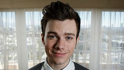Imagem da notícia Notícia que Chris Colfer não estaria na última temporada de Glee é falsa
