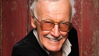 Imagem da notícia Stan Lee confirma participação em Os Vingadores 2 e brinca sobre Batman v Superman