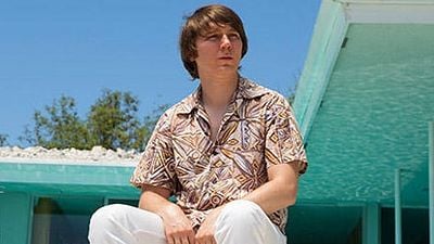 Imagem da notícia Paul Dano é Brian Wilson na primeira imagem de Love & Mercy, cinebiografia do ex-líder dos Beach Boys
