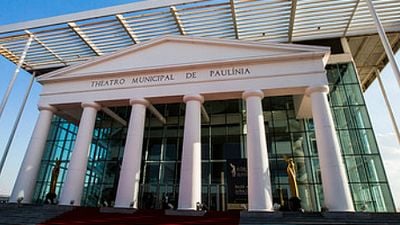 Imagem da notícia Paulínia 2014: "internacionalização" é a palavra de ordem na noite de abertura do festival