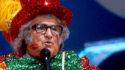 Imagem da notícia Gramado 2014: Cinebiografia de Chacrinha já tem diretor