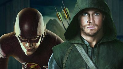 Imagem da notícia Arrow: Stephen Amell registra encontro de bastidores entre o Arqueiro Verde e The Flash