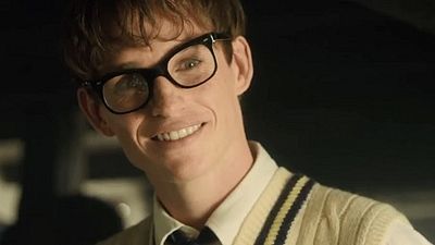 Imagem da notícia Romance, drama e superação no novo trailer de A Teoria de Tudo