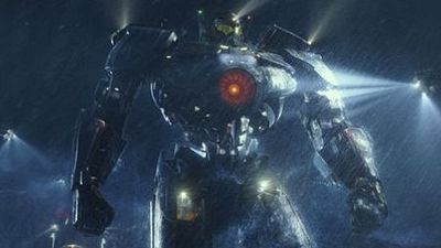 Imagem da notícia Guillermo del Toro já fala em Círculo de Fogo 3 (e revela quando começarão as filmagens do segundo filme)