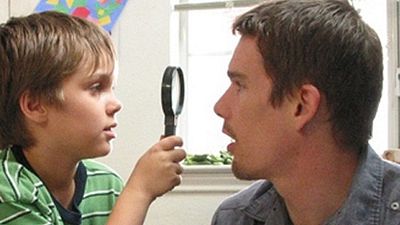 Imagem da notícia Richard Linklater e elenco comentam o ousado conceito de Boyhood em vídeo legendado