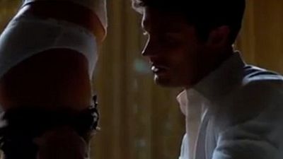 Imagem da notícia Cinquenta Tons de Cinza ganha comercial de TV repleto de tensão sexual