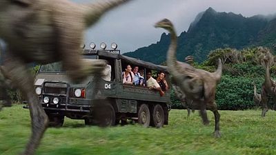 Imagem da notícia Teaser de Jurassic World mostra primeiras imagens do longa e anuncia: "O Parque será aberto"