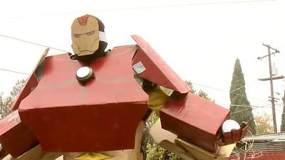 Imagem da notícia WTF?! Fãs recriam de forma precária o épico trailer de Os Vingadores 2