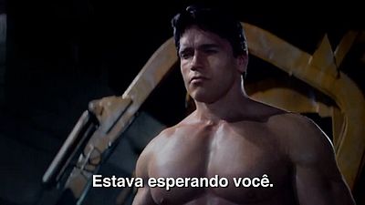 Imagem da notícia A vida de Sarah Connor está em jogo no primeiro trailer de O Exterminador do Futuro: Gênesis