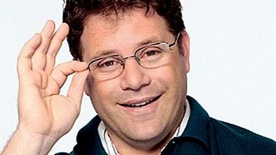 Imagem da notícia Comic-Con Experience 2014: Público faz o juramento dos Goonies sob a regência de Sean Astin