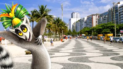 Saúdem Todos o Rei Julian: Veja o personagem de Madagascar em visita ao Brasil!