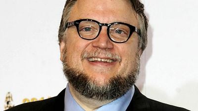 Imagem da notícia Carnival Row: Filme cancelado de Guillermo Del Toro vai virar série da Amazon