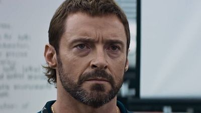 Imagem da notícia Chappie ganha novo trailer com enfoque na ação: "Se você quer sobreviver, você deve lutar!"