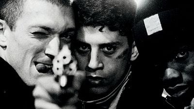 Imagem da notícia Após atentados na França, diretor anuncia O Ódio 2 e filme indicado ao Oscar é retirado dos cinemas