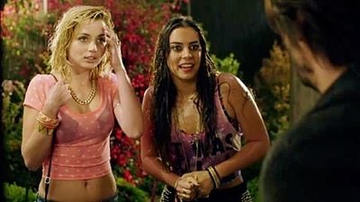 Imagem da notícia Terror estrelado por Keanu Reeves ganha teaser: "Algumas portas nunca deveriam ser abertas"