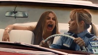 Reese Witherspoon e Sofia Vergara gastam o espanhol no primeiro trailer de Hot Pursuit