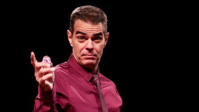 Imagem da notícia Diretor brasileiro quer “reinventar” comédia no país com sátira política