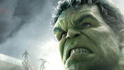 Imagem da notícia Hoje é dia de conferir o cartaz do Hulk em Vingadores: Era de Ultron!