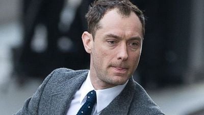 Imagem da notícia Habemus Papa? Jude Law pode viver Papa em série do diretor de A Grande Beleza