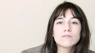 Imagem da notícia Charlotte Gainsbourg está perto de entrar para o elenco de Independence Day 2
