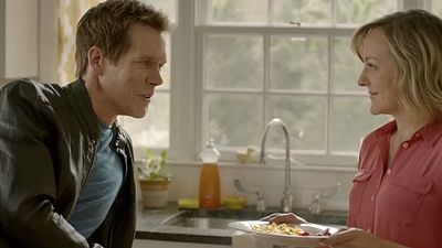 Imagem da notícia Kevin Bacon faz comercial de indústria de ovos e abala coração de dona de casa