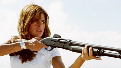 Imagem da notícia Velozes & Furiosos 8: Eva Mendes pode voltar, mas diretor ainda não está confirmado