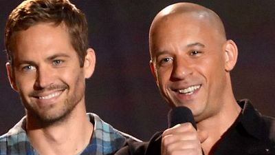 Imagem da notícia Vin Diesel canta música tema de Velozes & Furiosos 7 em homenagem a Paul Walker