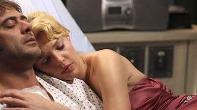 Imagem da notícia 10 anos de Grey's Anatomy: Relembre 10 mortes marcantes da série