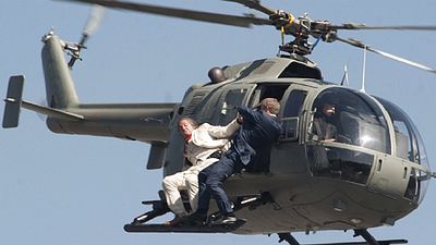 Imagem da notícia 007 Contra Spectre divulga vídeo sobre "a maior cena de abertura jamais filmada"