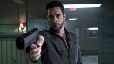 Imagem da notícia Divulgadas as primeiras imagens de Heroes Reborn