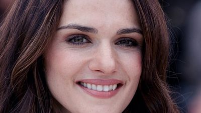 Imagem da notícia Rachel Weisz será mãe mercenária em filme do mesmo diretor de Dredd