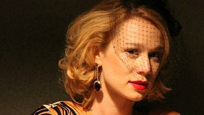 Imagem da notícia Exclusivo: Mariana Ximenes seduz O Gorila em vídeo sombrio