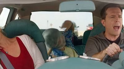 Imagem da notícia Férias Frustradas: Muitas trapalhadas e confusões em família em novo trailer legendado