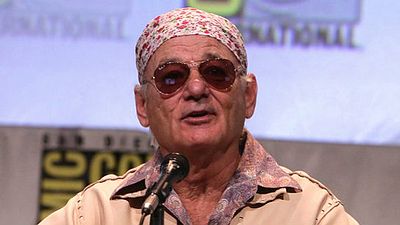 Imagem da notícia Comic-Con 2015: Bill Murray leva o público aos risos no painel de Rock The Kasbah