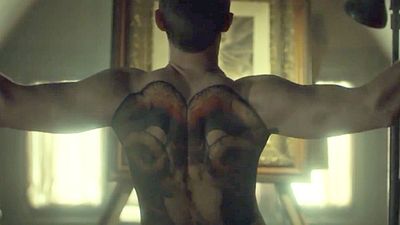 Imagem da notícia Comic-Con 2015: Hannibal apresenta trailer sinistro com o Dragão Vermelho