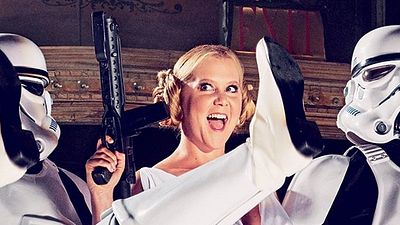 Imagem da notícia Ensaio sensual de Amy Schumer com o tema "Star Wars" desagrada à Disney