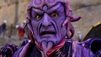 Imagem da notícia X-Men: Fãs reclamam do visual do Apocalypse e o comparam com vilão de Power Rangers