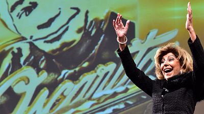 Imagem da notícia Festival de Gramado 2015: Marília Pêra é homenageada com Troféu Oscarito