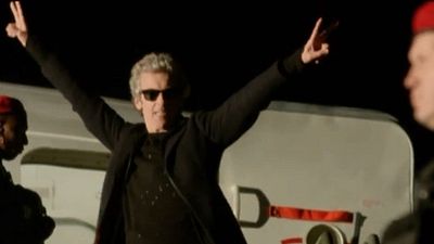 Imagem da notícia Doctor Who: Novo trailer da nona temporada tem Maisie Williams, muitos Daleks e novos alienígenas